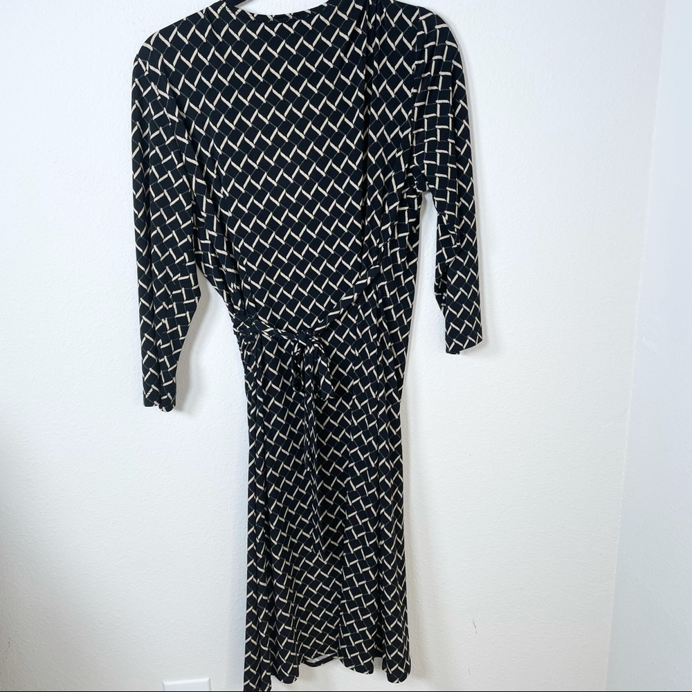 Connected Apparel Wrap Dress - Picture 6 of 10